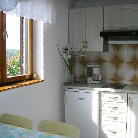 In With Seaview, Terrace, Air Condition, Wifi Funtana